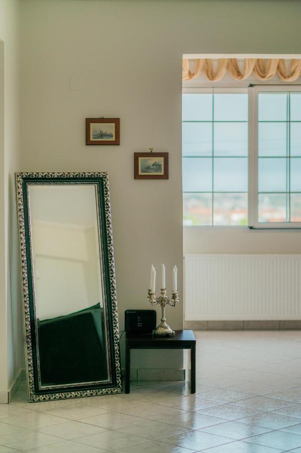 Akanthos Rental House Corinth エクステリア 写真